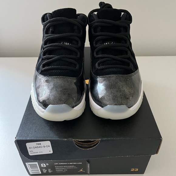 AIR JORDAN 11 Low Barons 2017 Release - Picture 2 of 7